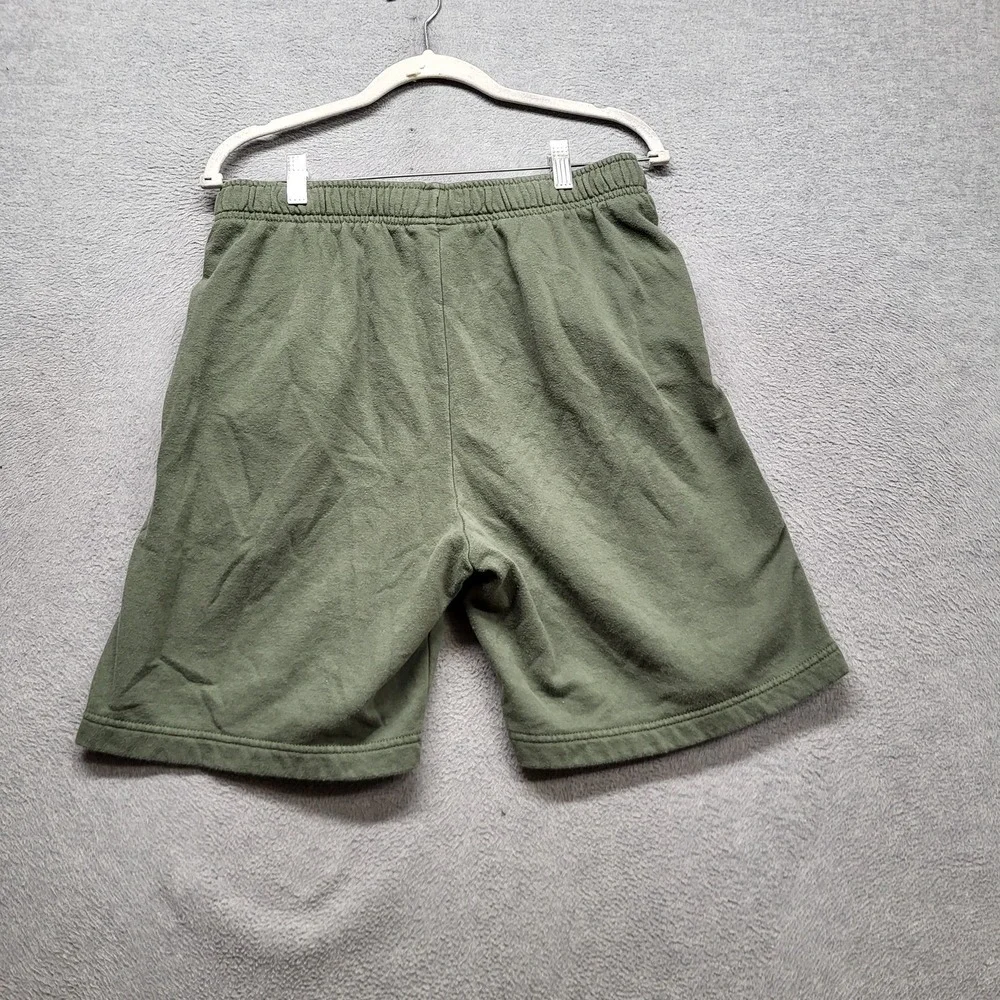 The North Face Men Activewear Shorts M Green Logo Embroidery Sweat Patch